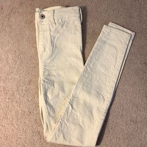 Abercrombie kids white floral skinny jeans